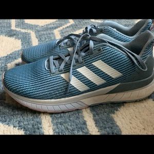 Adidas women’s 9.5 (Like New!)